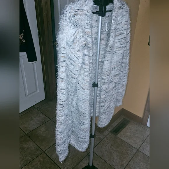 Nwot knox rose sz sm. Open front cardigan - Picture 2 of 6